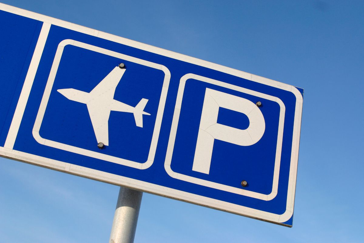 Reizen - Parkeren Schiphol
